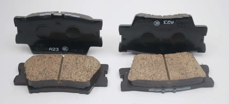 https://epc-images.toyota.com/0446606200.webp