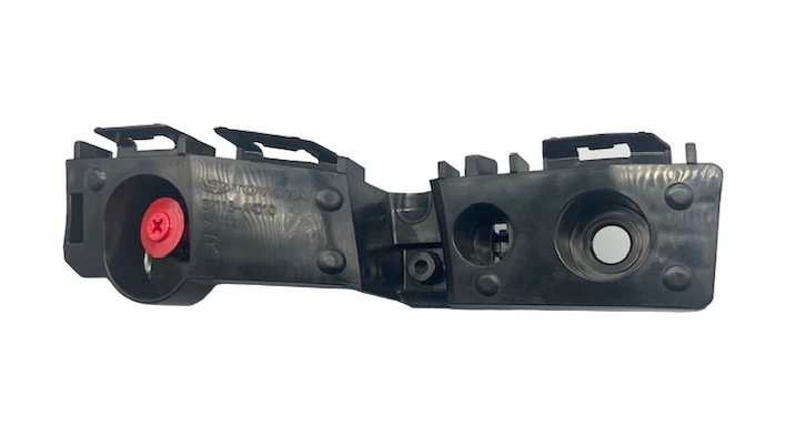 カバノアナタケ Toyota Right Hand Front Bumper Extension Insert #52115-AK010
