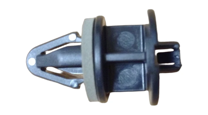 Toyota Front Wheel Opening Extension Retainer Right Hand #53857