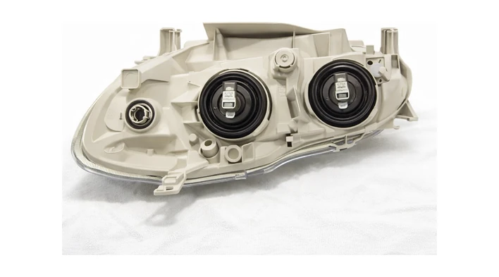 Toyota Right Hand Headlamp Assembly #81110-02360 | Autoparts