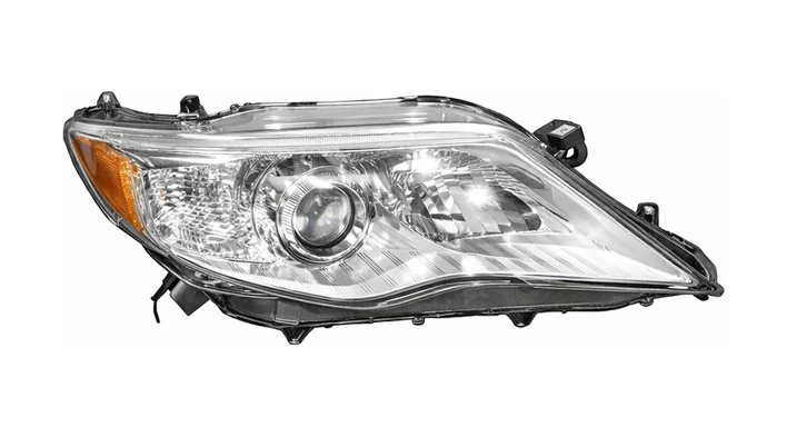 Toyota Headlamp Unit Right Hand With Gasket #81145-07100