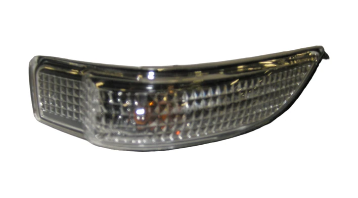 Toyota Side Turn Signal Light Assembly Left Hand #81740-52050